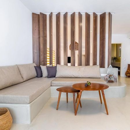 Wave, An Idyllic Seafront Suite By Nirousuites Kokkini Hani Экстерьер фото