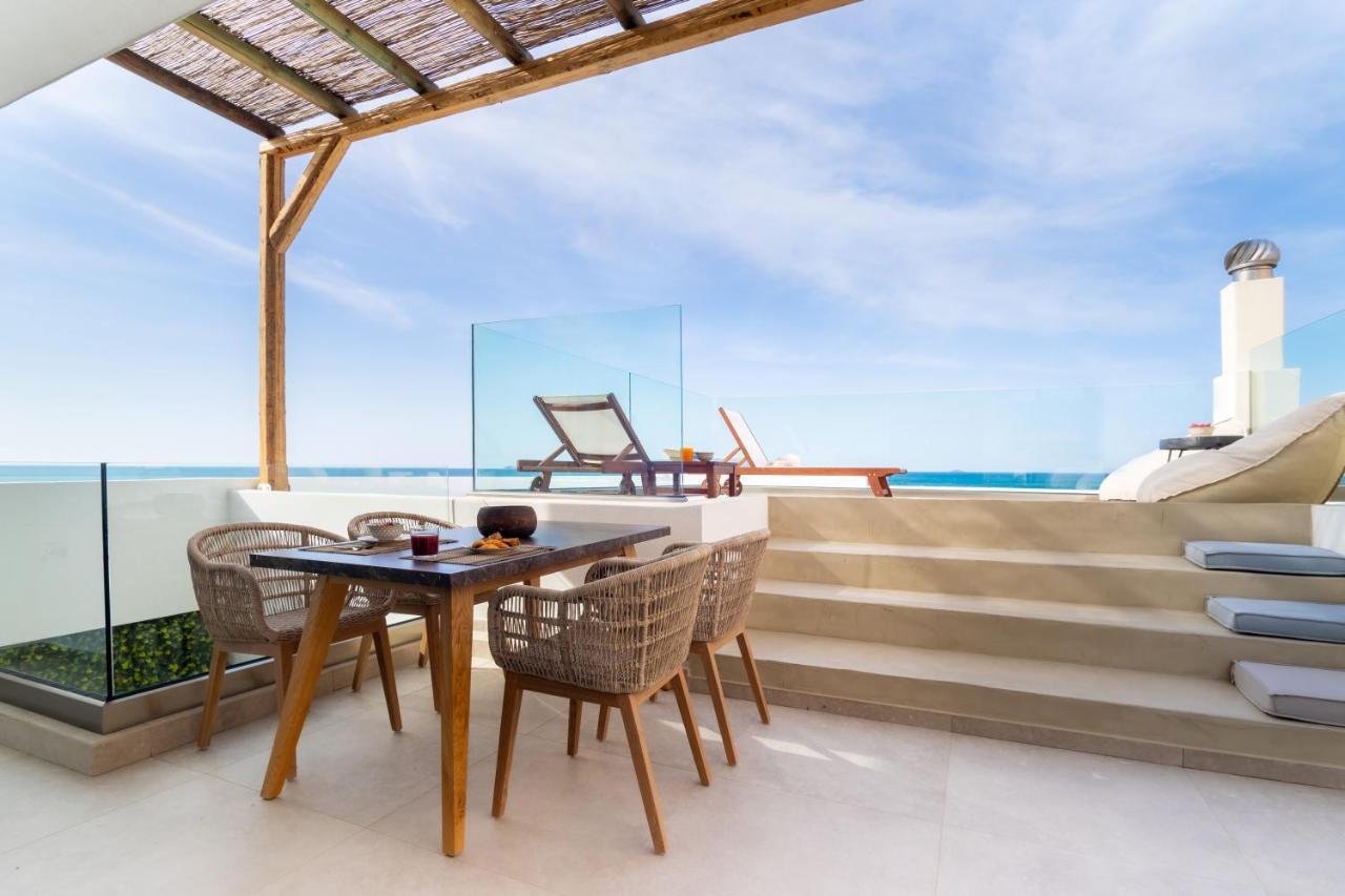 Wave, An Idyllic Seafront Suite By Nirousuites Kokkini Hani Экстерьер фото