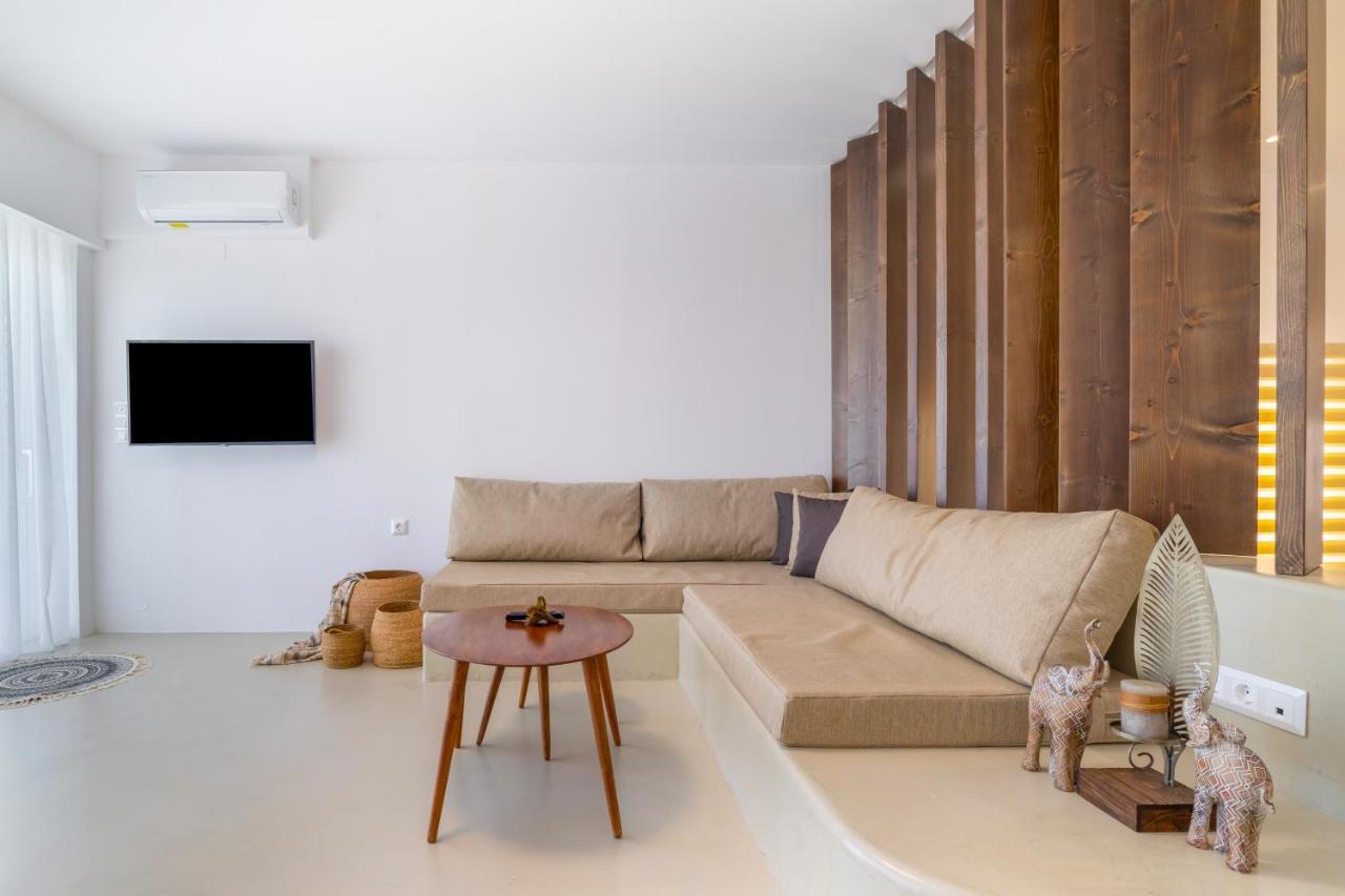 Wave, An Idyllic Seafront Suite By Nirousuites Kokkini Hani Экстерьер фото