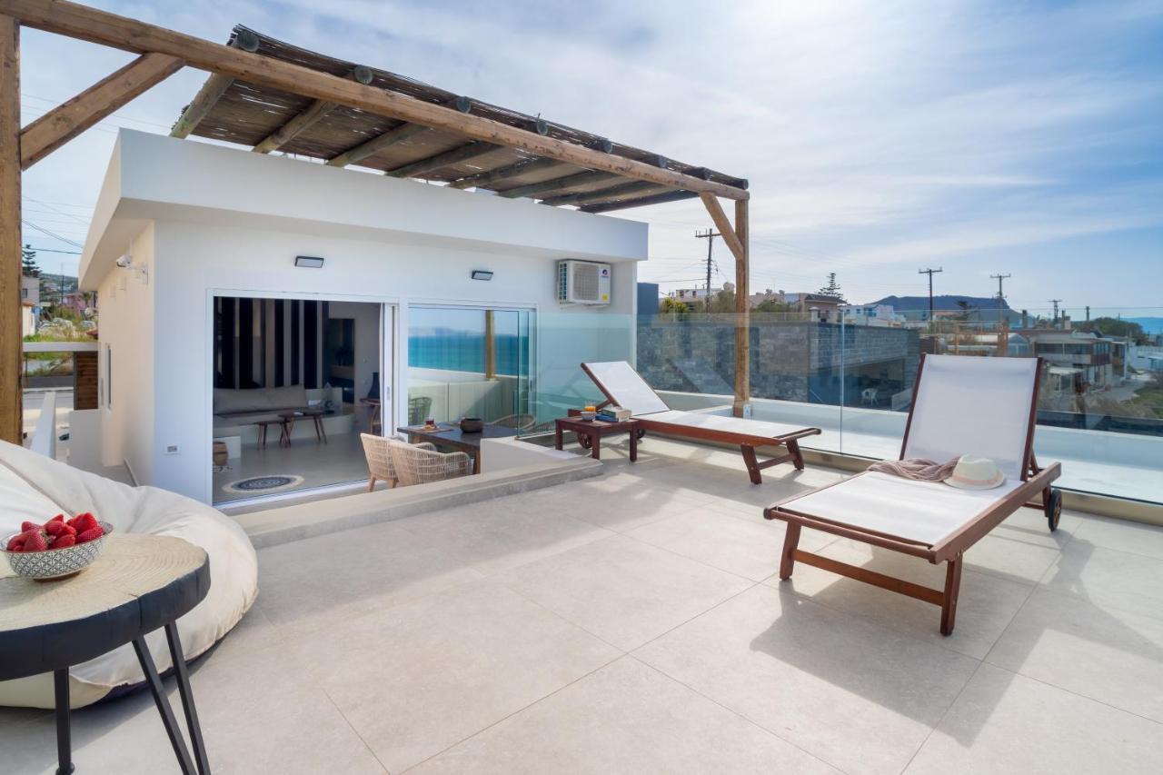 Wave, An Idyllic Seafront Suite By Nirousuites Kokkini Hani Экстерьер фото